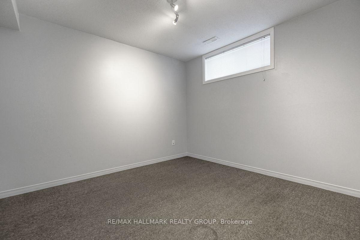 Photo 41 of 1209 Whiterock Street, Ottawa, Carson Grove — HOMEH