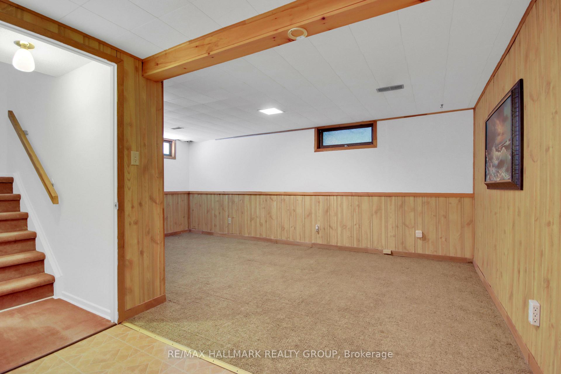 Photo 16 of 7954 Decarie Drive, Ottawa, Orleans Wood — HOMEH