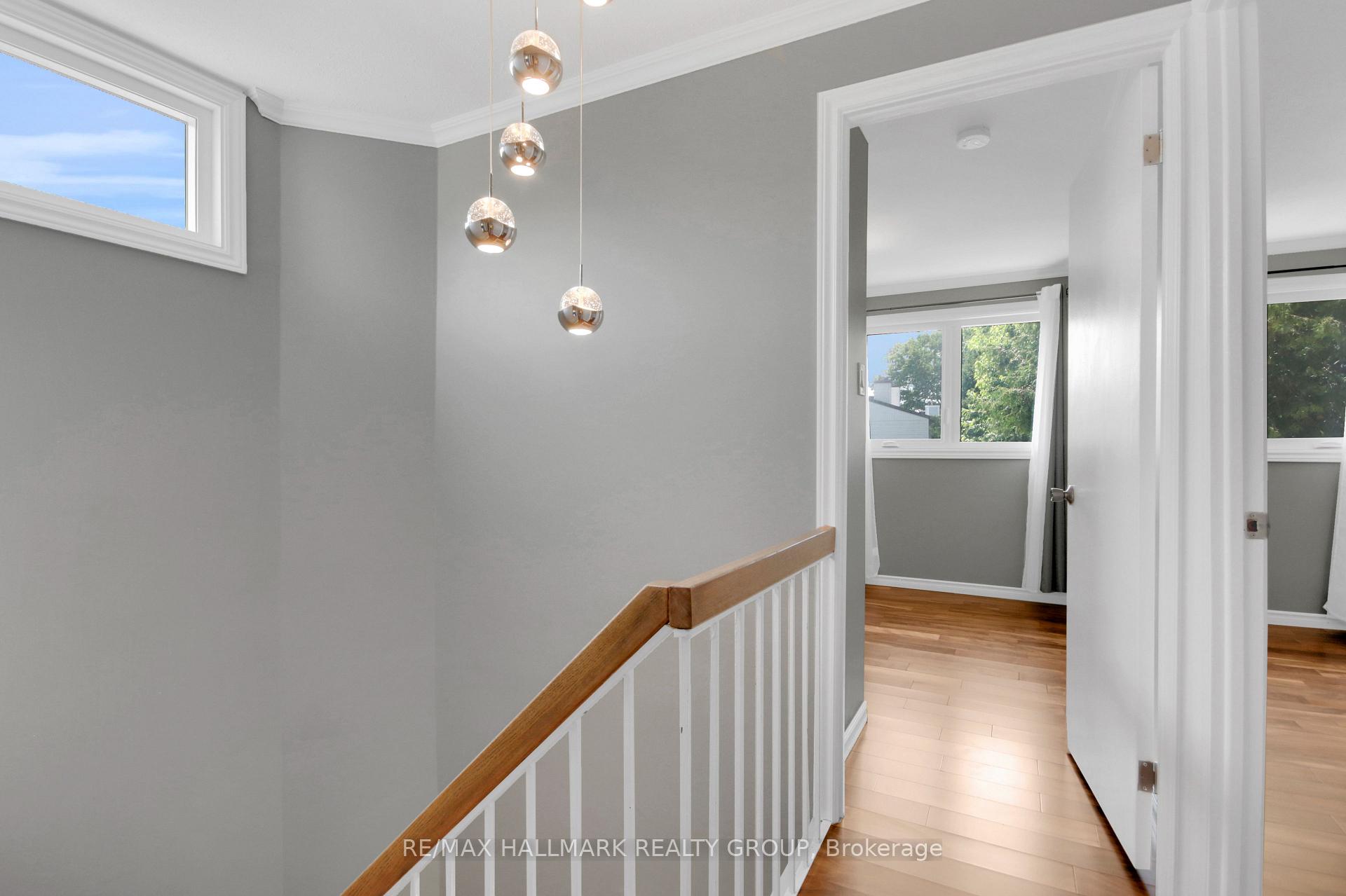 Photo 19 of 7954 Decarie Drive, Ottawa, Orleans Wood — HOMEH
