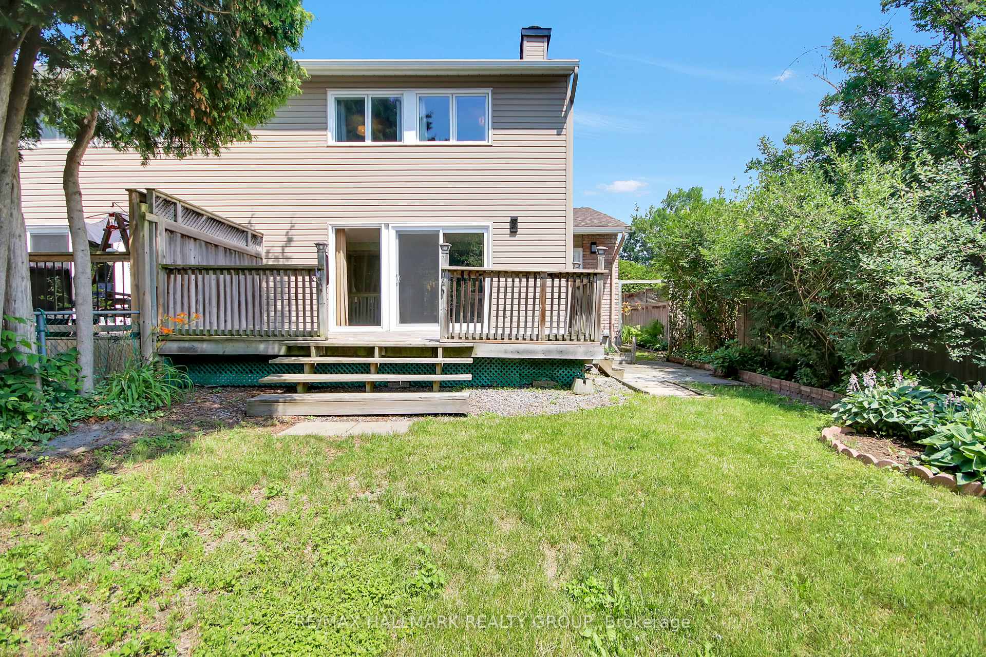 Photo 25 of 7954 Decarie Drive, Ottawa, Orleans Wood — HOMEH