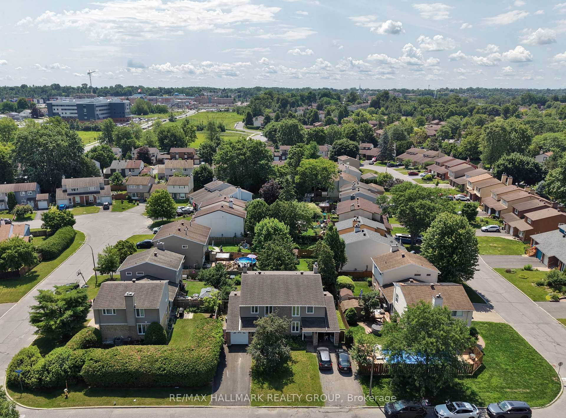 Photo 34 of 7954 Decarie Drive, Ottawa, Orleans Wood — HOMEH