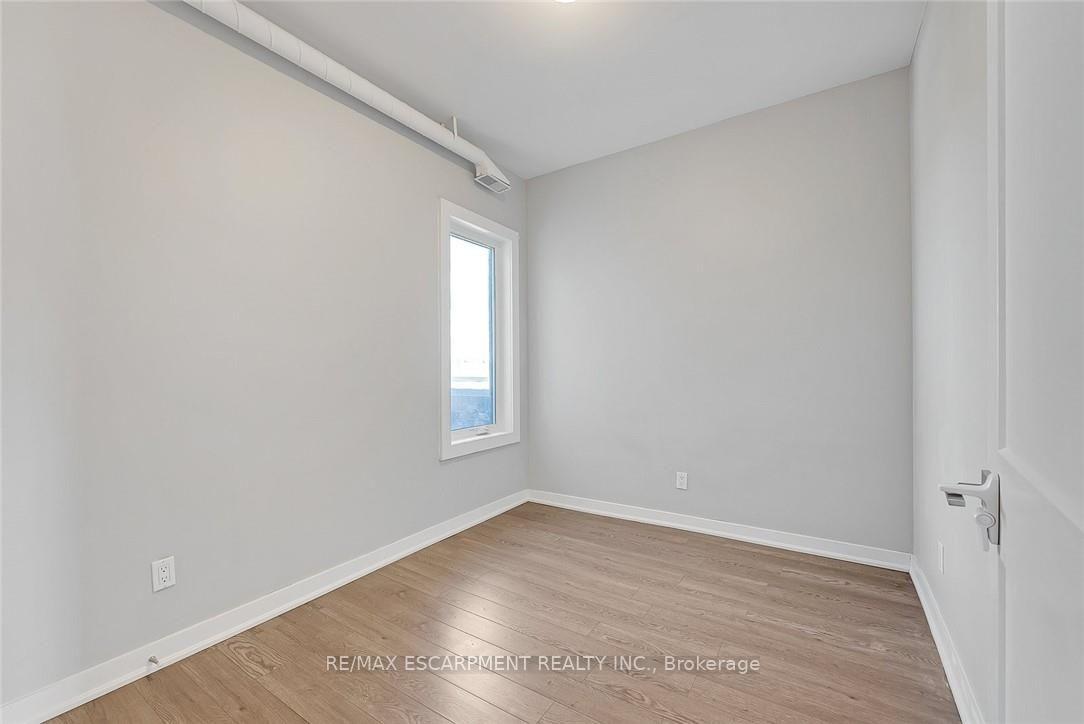 Photo 16 of Unit 302, 657 Barton Street E, Hamilton, Gibson — HOMEH