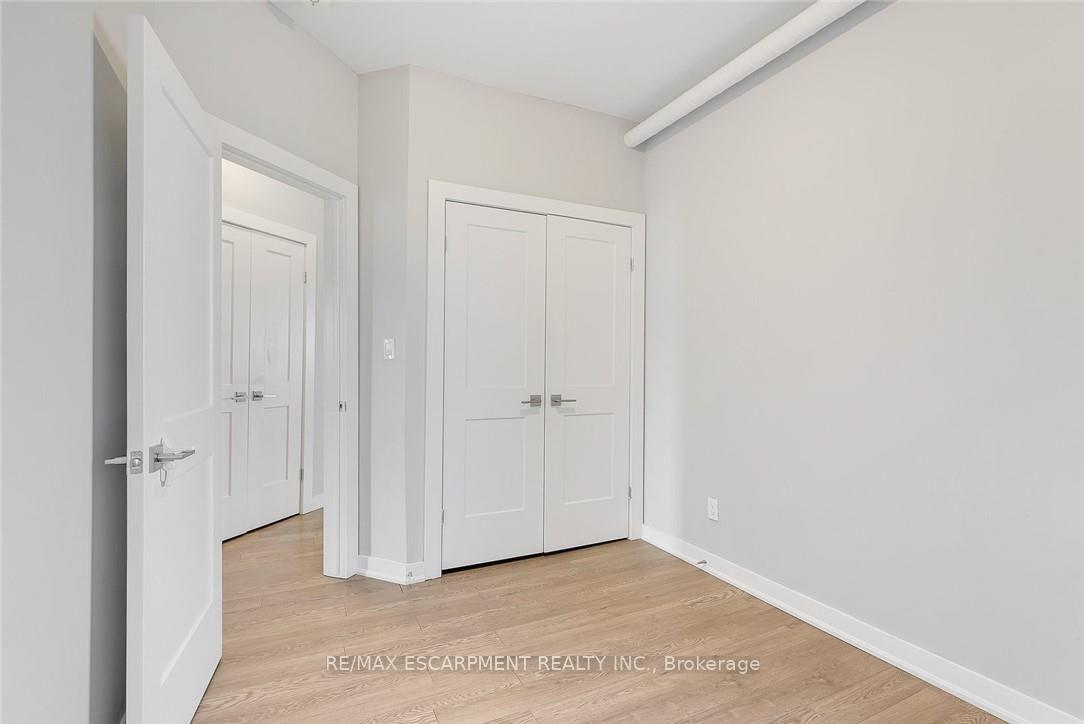 Photo 18 of Unit 302, 657 Barton Street E, Hamilton, Gibson — HOMEH