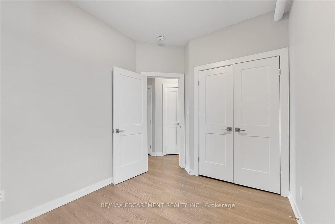 Photo 19 of Unit 302, 657 Barton Street E, Hamilton, Gibson — HOMEH