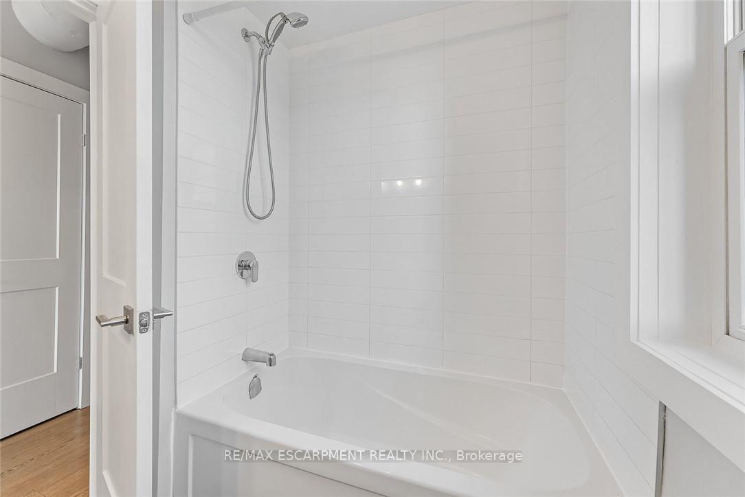 Photo 24 of Unit 302, 657 Barton Street E, Hamilton, Gibson — HOMEH