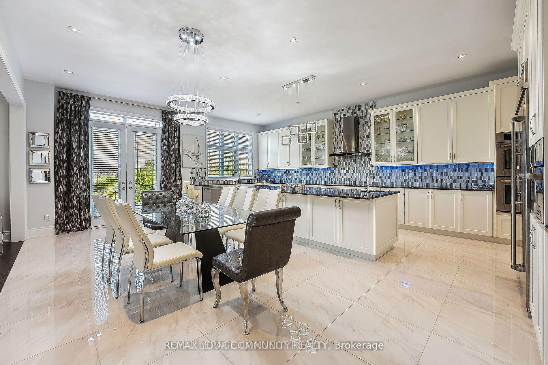Photo 8 of 336 Farrell Road, Vaughan, Patterson — HOMEH
