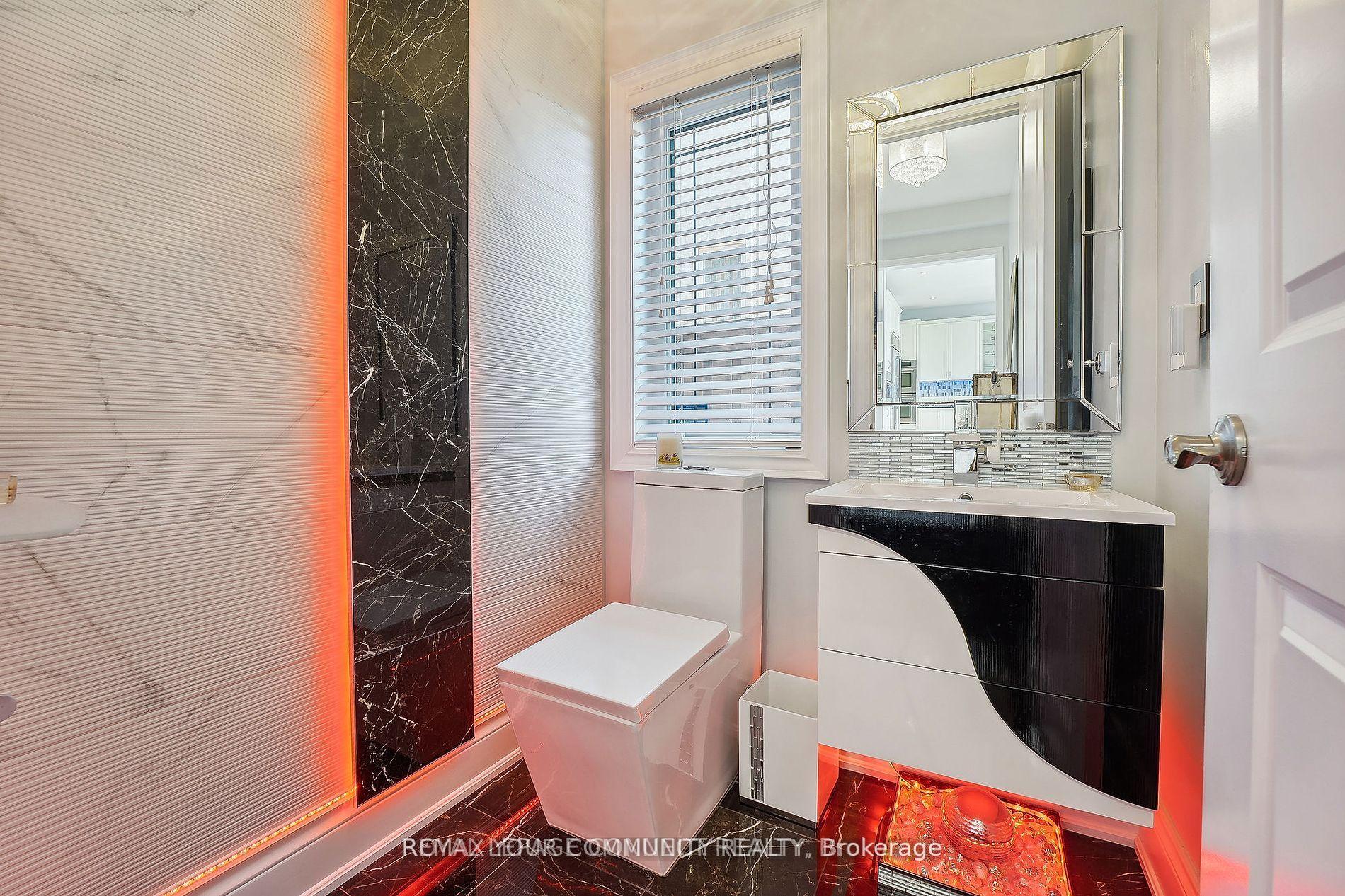 Photo 13 of 336 Farrell Road, Vaughan, Patterson — HOMEH