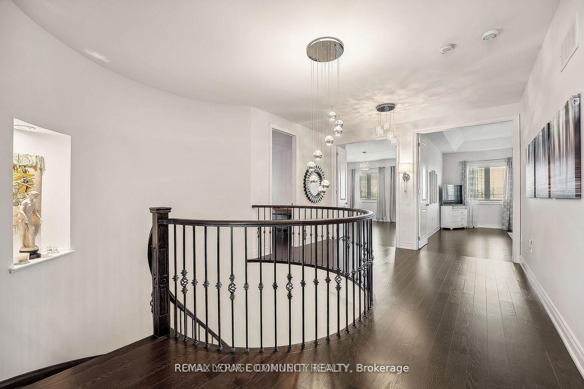 Photo 23 of 336 Farrell Road, Vaughan, Patterson — HOMEH
