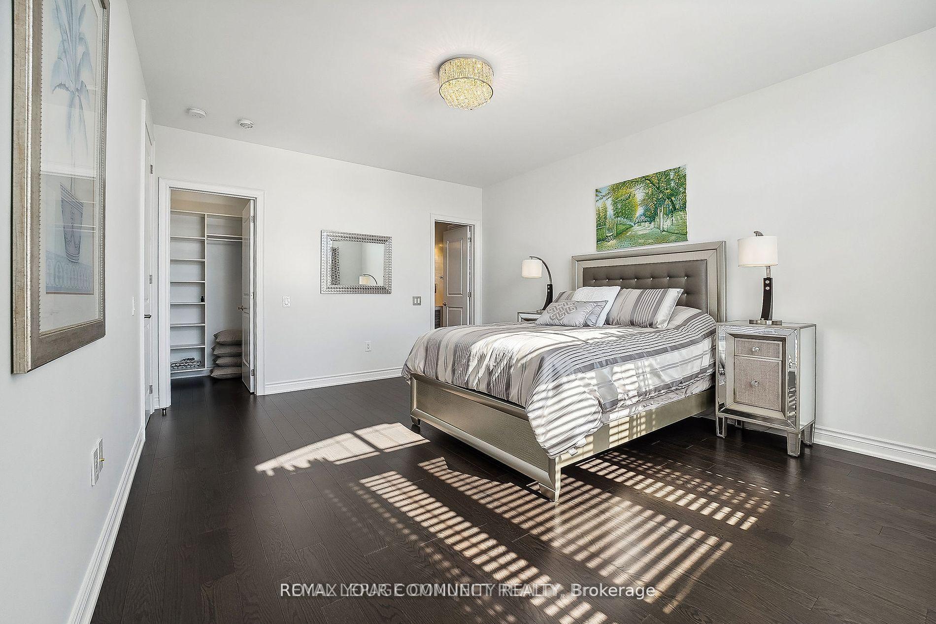 Photo 31 of 336 Farrell Road, Vaughan, Patterson — HOMEH