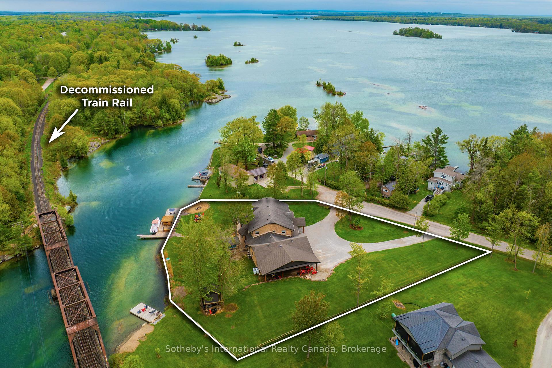 Photo 5 of 7583 Oak Point Road, Ramara, Rural Ramara — HOMEH