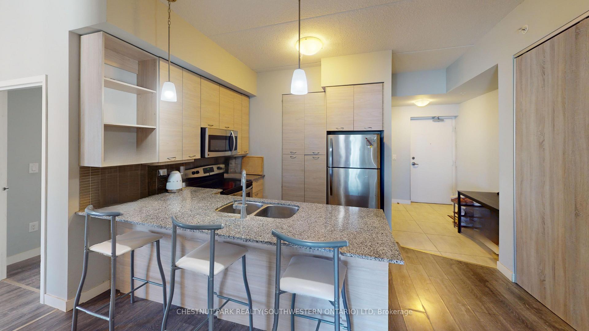 Photo 1 of Unit 1505, 318 Spruce Street, Waterloo, Beechwood/University — HOMEH
