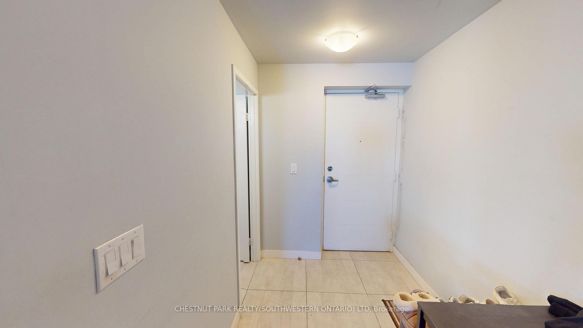 Photo 8 of Unit 1505, 318 Spruce Street, Waterloo, Beechwood/University — HOMEH