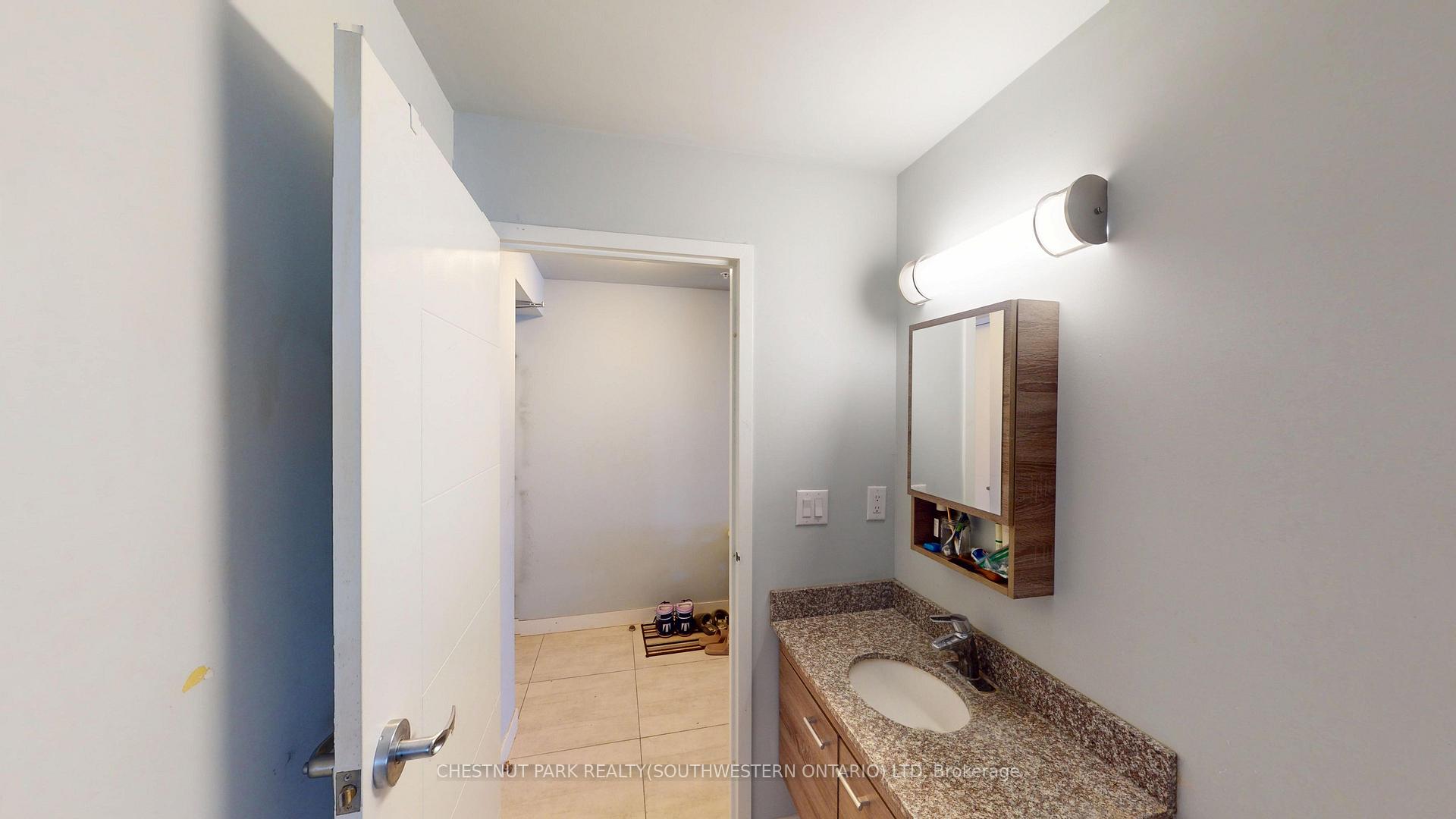Photo 17 of Unit 1505, 318 Spruce Street, Waterloo, Beechwood/University — HOMEH