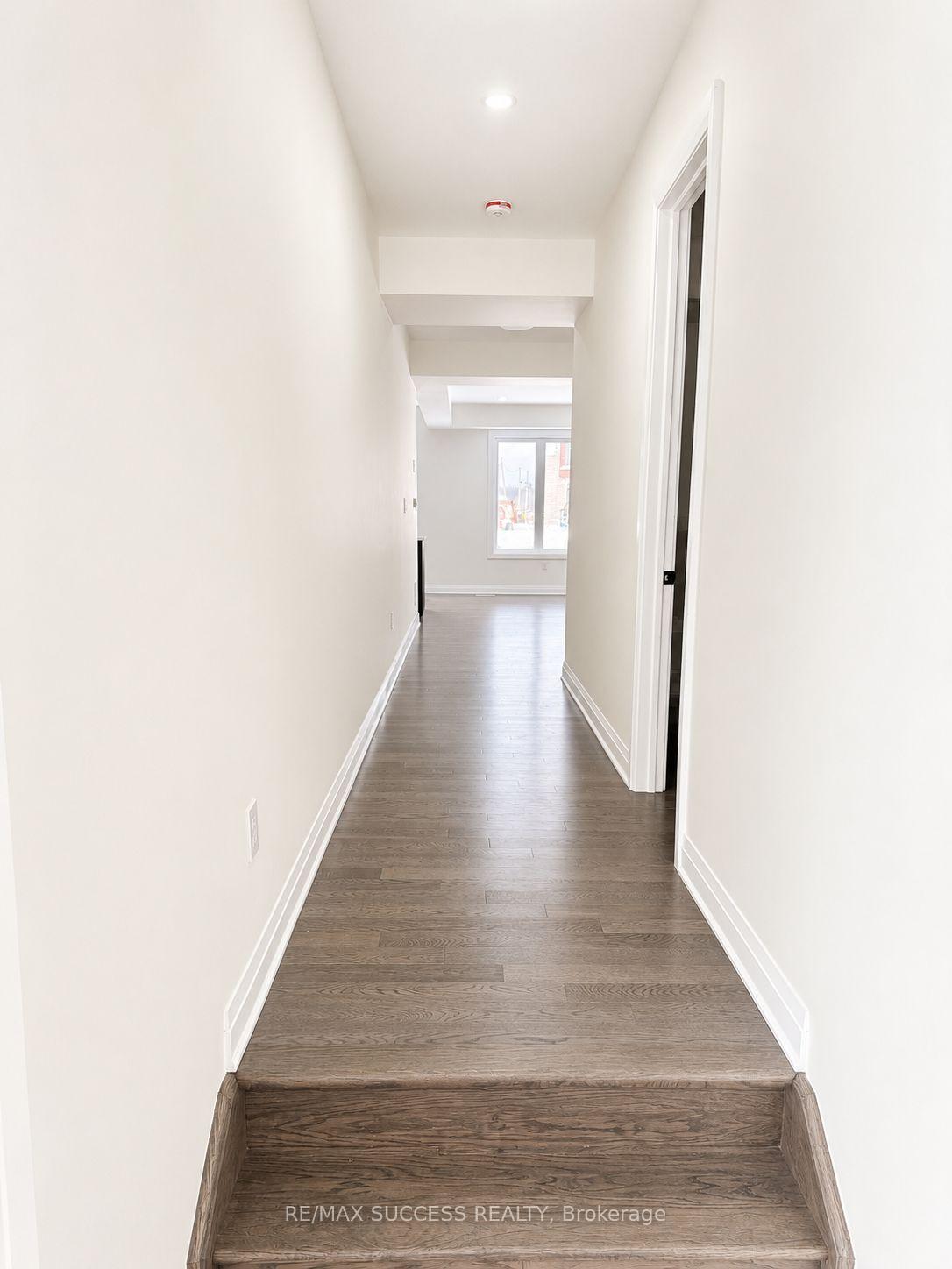 Photo 5 of 3272 Mariner Pass, Oakville, Glenorchy — HOMEH