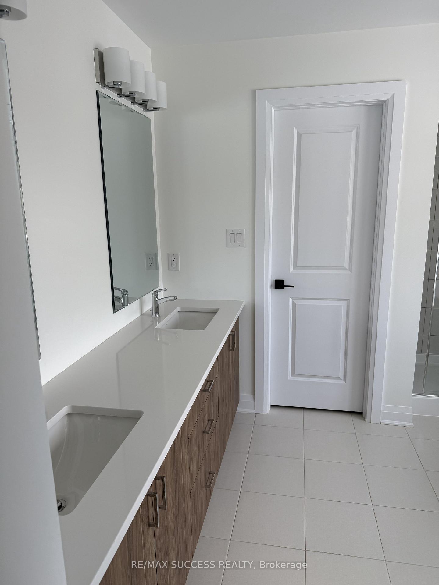 Photo 12 of 3272 Mariner Pass, Oakville, Glenorchy — HOMEH