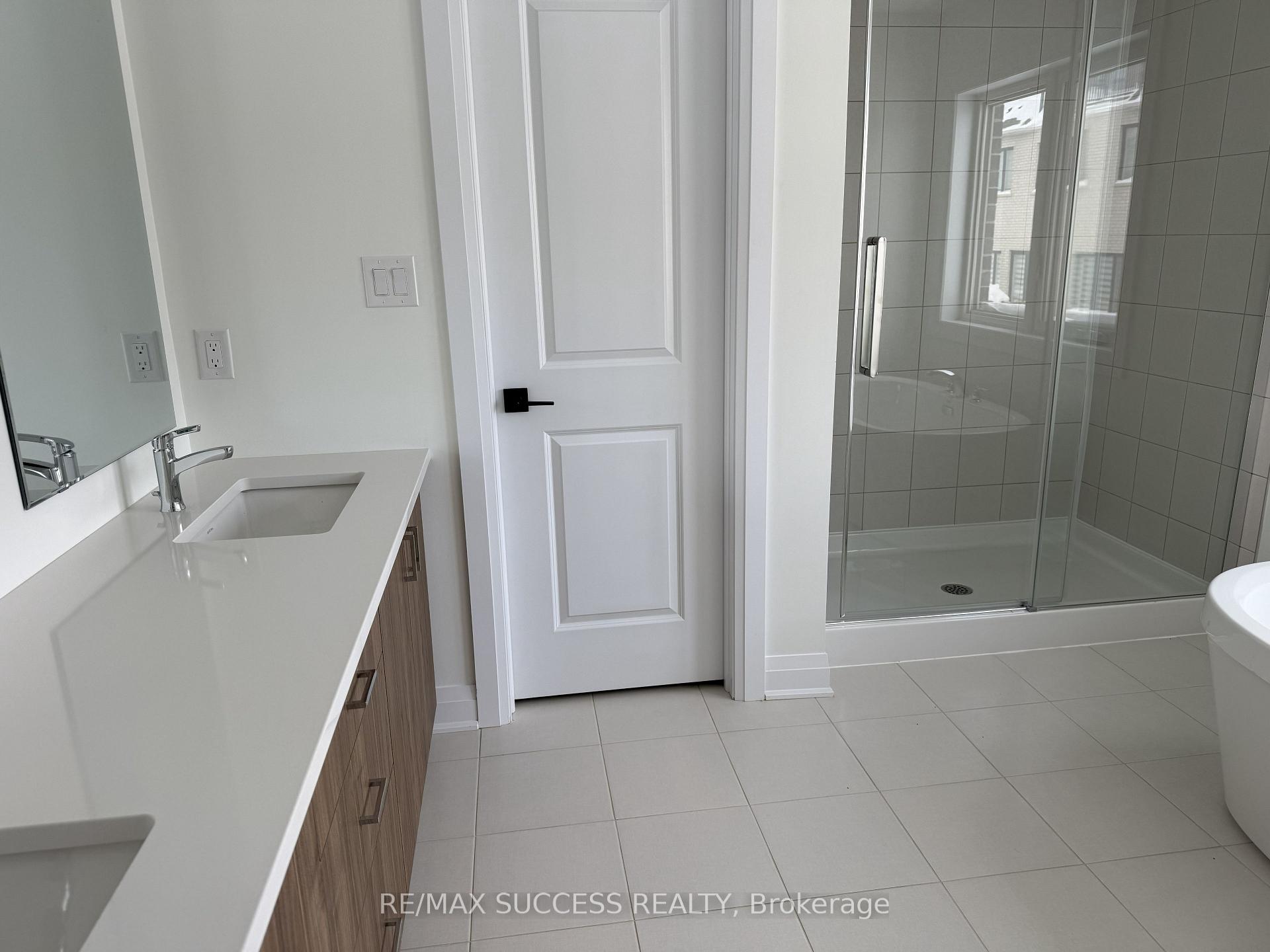 Photo 13 of 3272 Mariner Pass, Oakville, Glenorchy — HOMEH