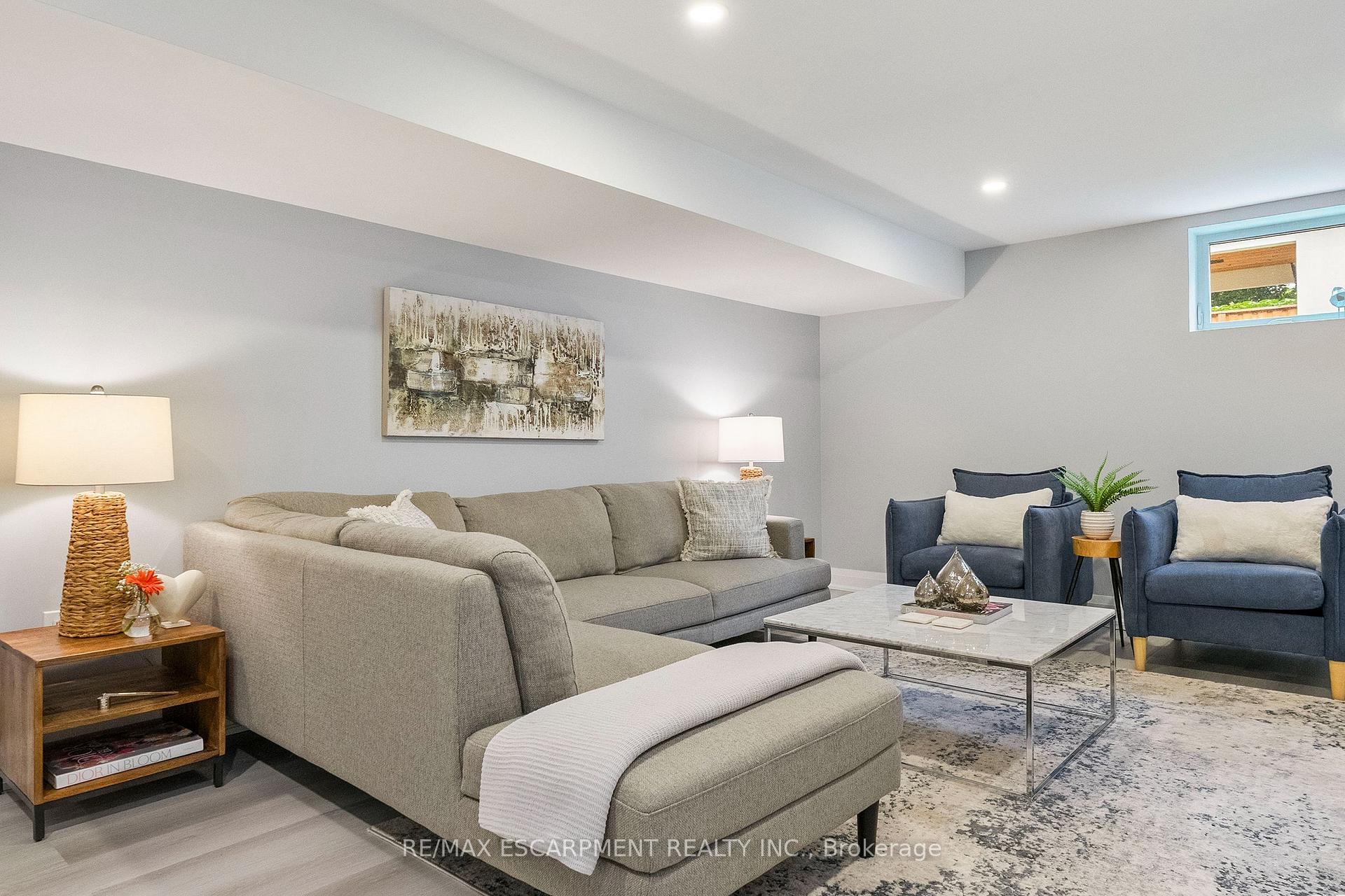 Photo 31 of 1829 Barsuda Drive, Mississauga, Clarkson — HOMEH