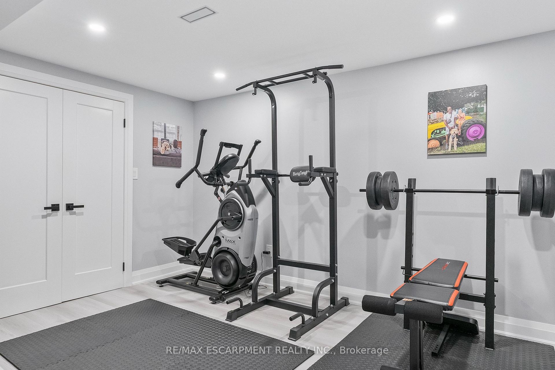 Photo 40 of 1829 Barsuda Drive, Mississauga, Clarkson — HOMEH