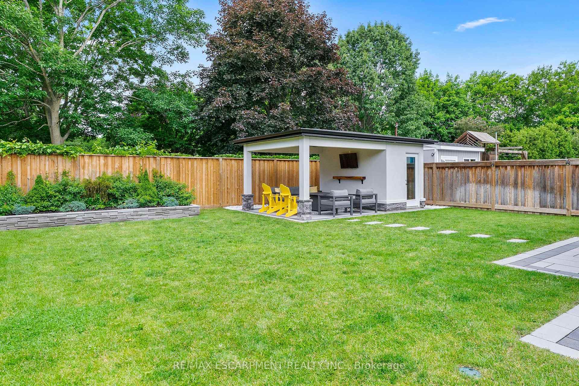 Photo 46 of 1829 Barsuda Drive, Mississauga, Clarkson — HOMEH