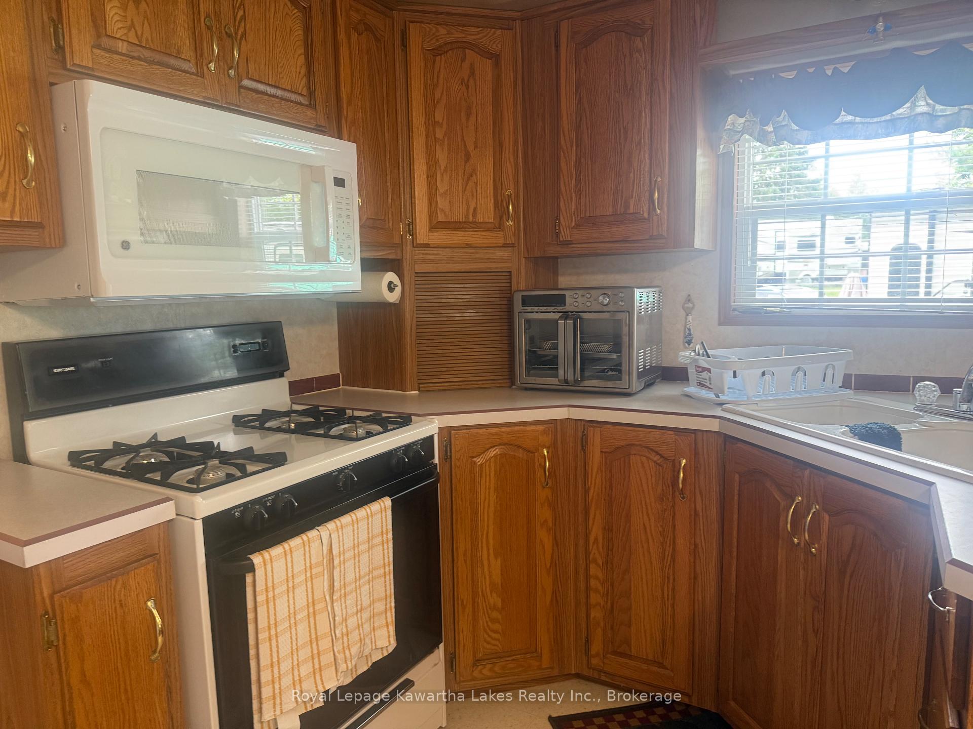 Photo 12 of 1802 County Rd 121, Kawartha Lakes, Somerville — HOMEH