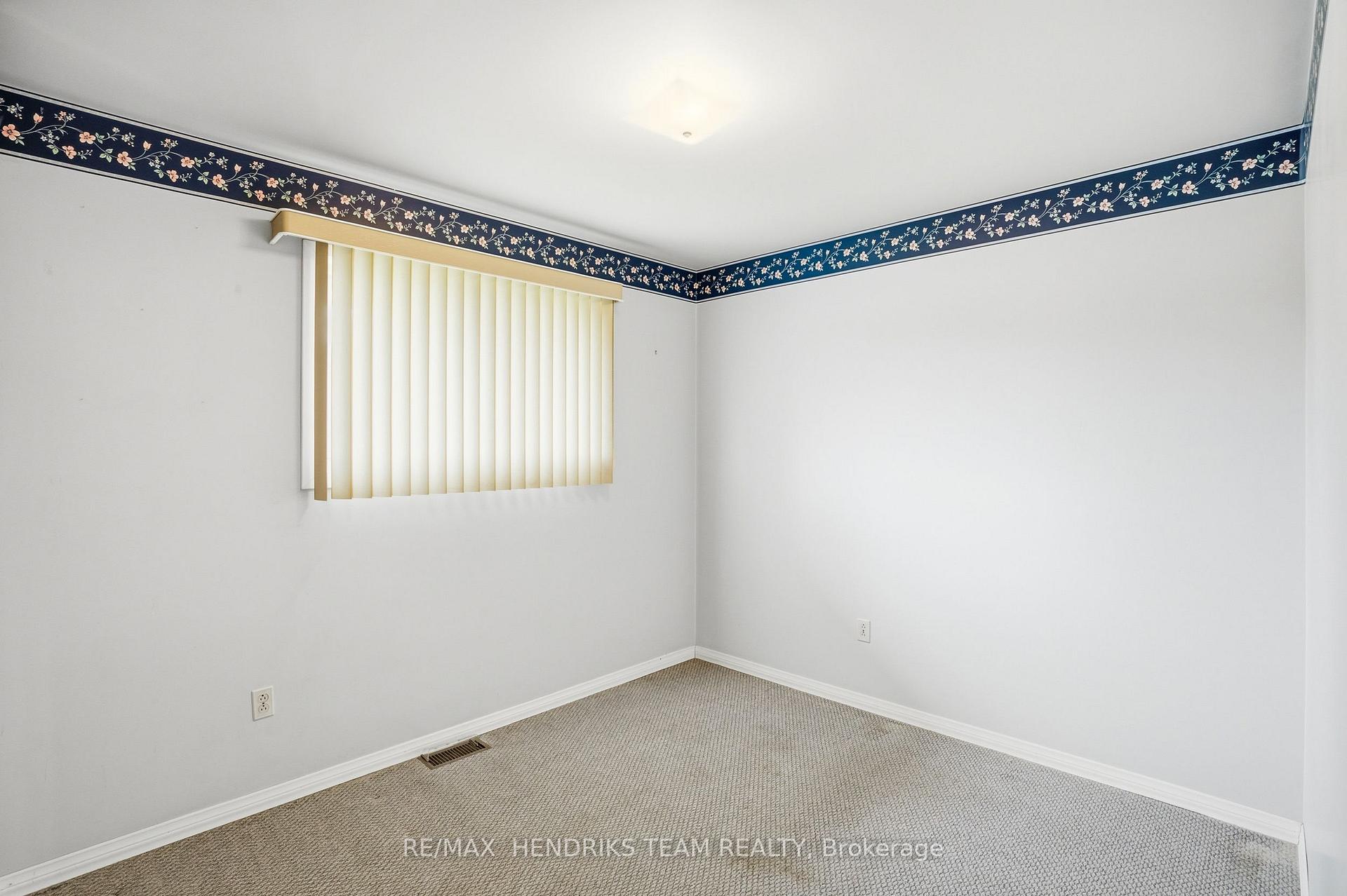 Photo 13 of 160 Classic Avenue, Welland, Lincoln/Crowland — HOMEH