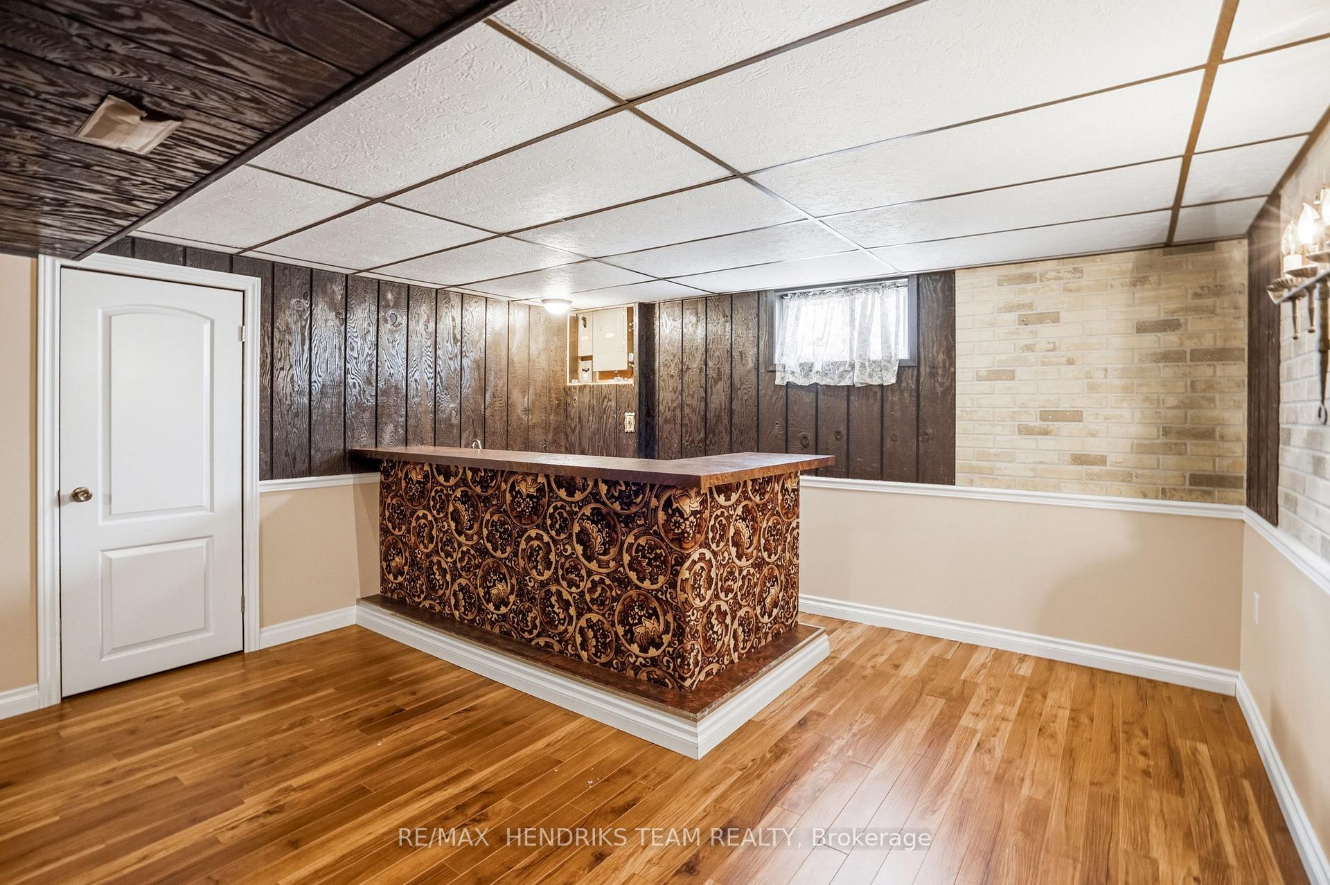 Photo 18 of 160 Classic Avenue, Welland, Lincoln/Crowland — HOMEH