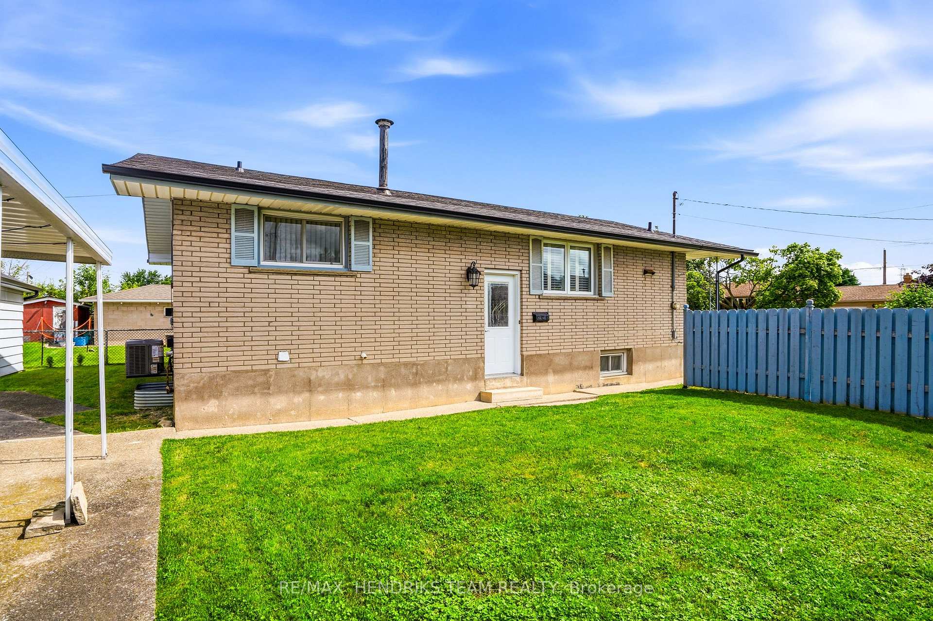 Photo 25 of 160 Classic Avenue, Welland, Lincoln/Crowland — HOMEH