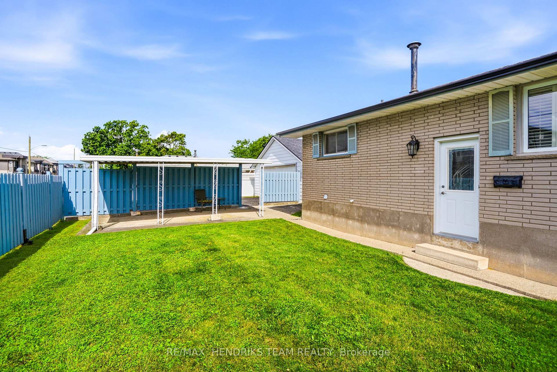 Photo 26 of 160 Classic Avenue, Welland, Lincoln/Crowland — HOMEH