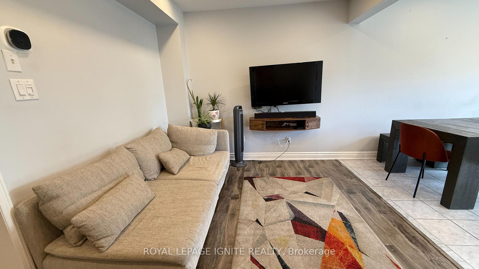 Photo 6 of 3064 Turbine Crescent, Mississauga, Churchill Meadows — HOMEH