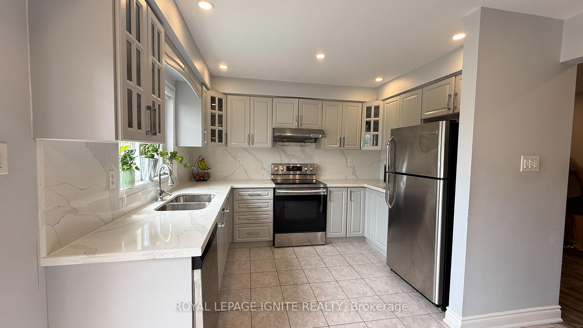 Photo 7 of 3064 Turbine Crescent, Mississauga, Churchill Meadows — HOMEH