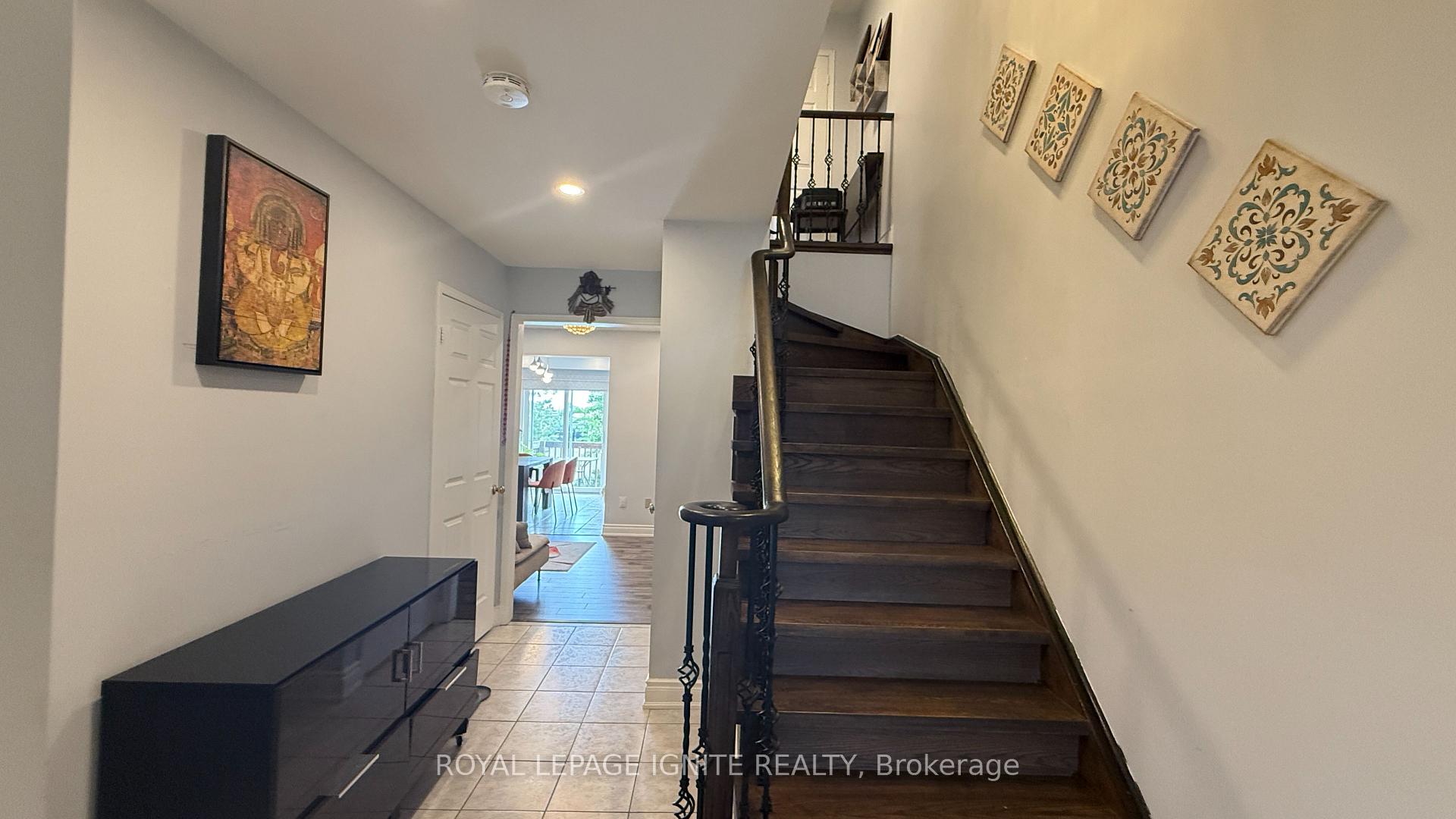 Photo 11 of 3064 Turbine Crescent, Mississauga, Churchill Meadows — HOMEH