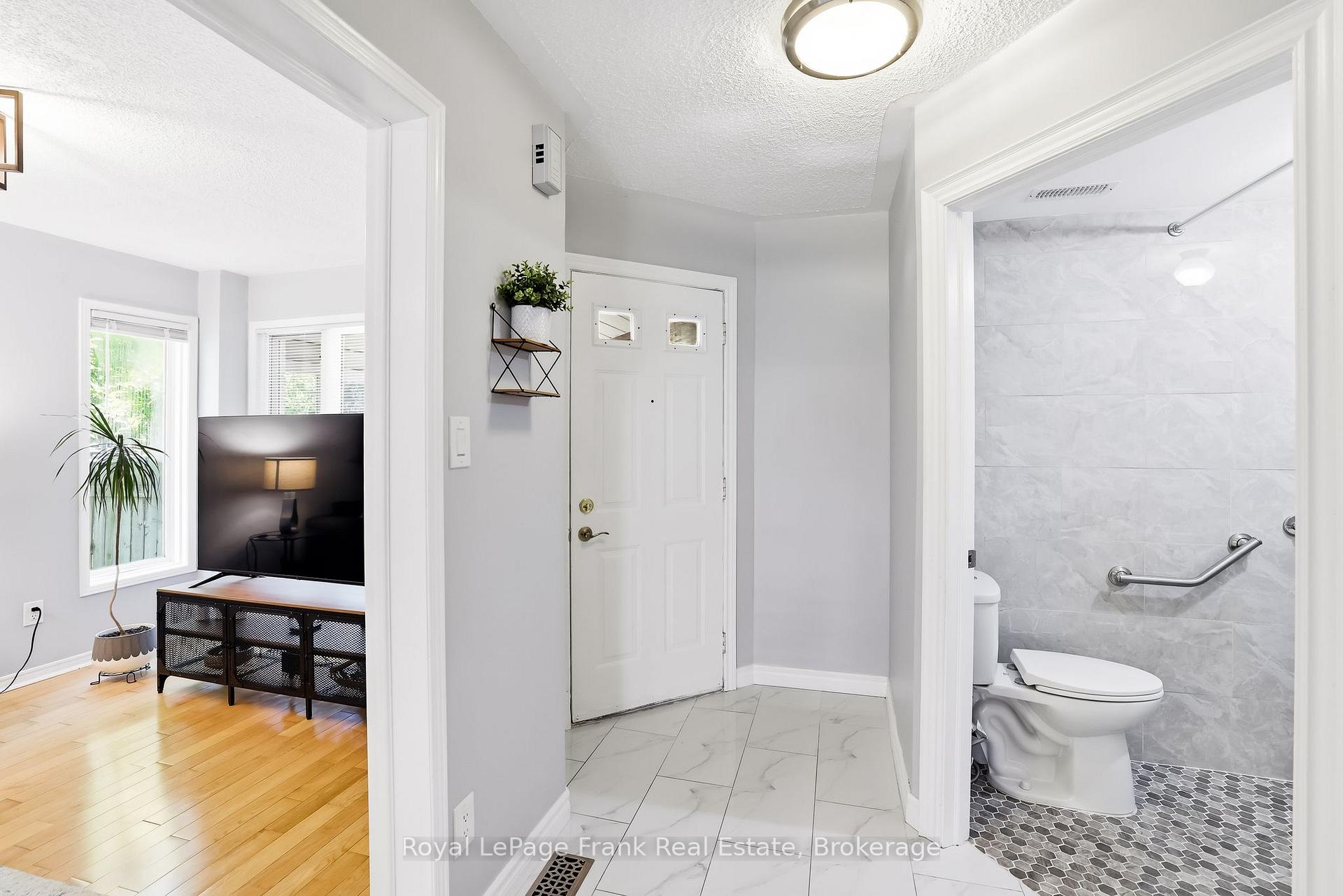 Photo 17 of 112 Oke Road, Clarington, Courtice — HOMEH