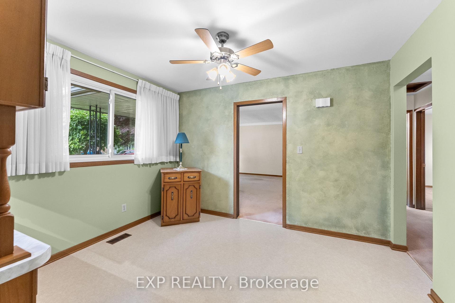 Photo 13 of 3776 Panama Court, Niagara Falls, Church's Lane — HOMEH