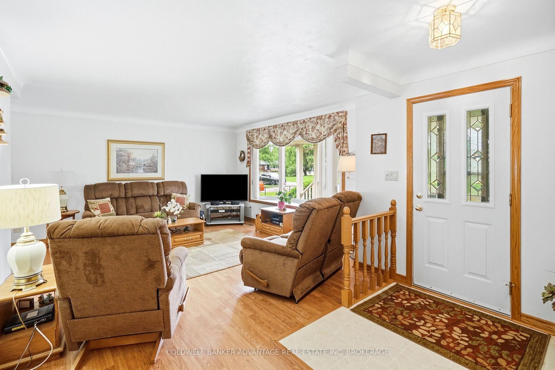 Photo 8 of 85 James Street, Welland, Dain City — HOMEH