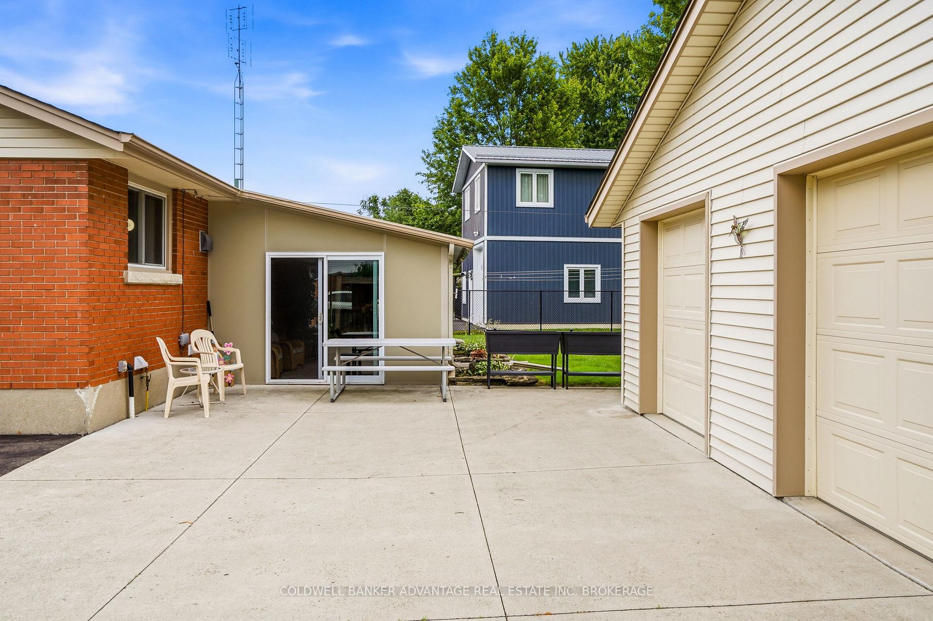 Photo 30 of 85 James Street, Welland, Dain City — HOMEH