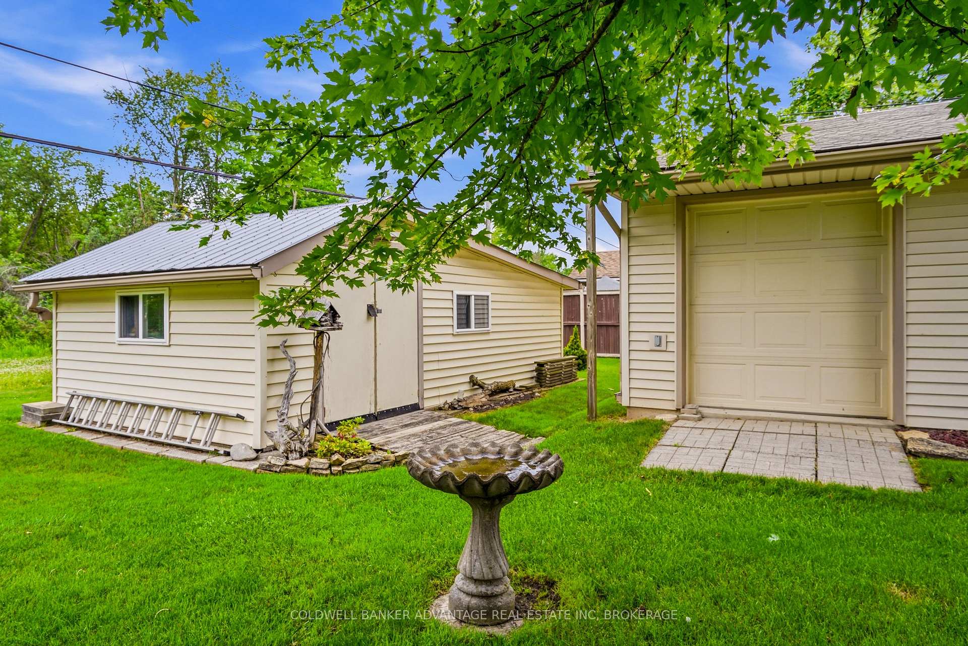 Photo 33 of 85 James Street, Welland, Dain City — HOMEH