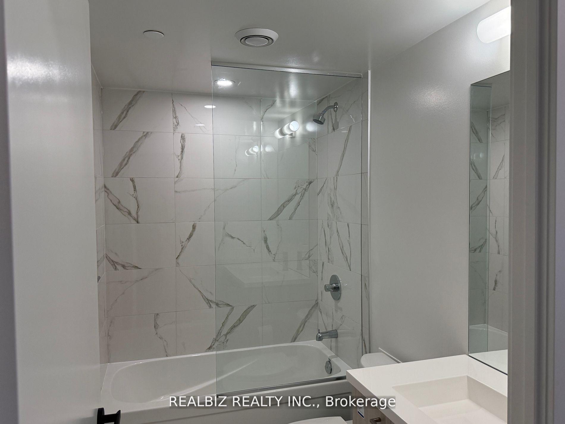 Photo 13 of Unit 5003, 225 Commerce Street, Vaughan, Vaughan Corporate Centre — HOMEH