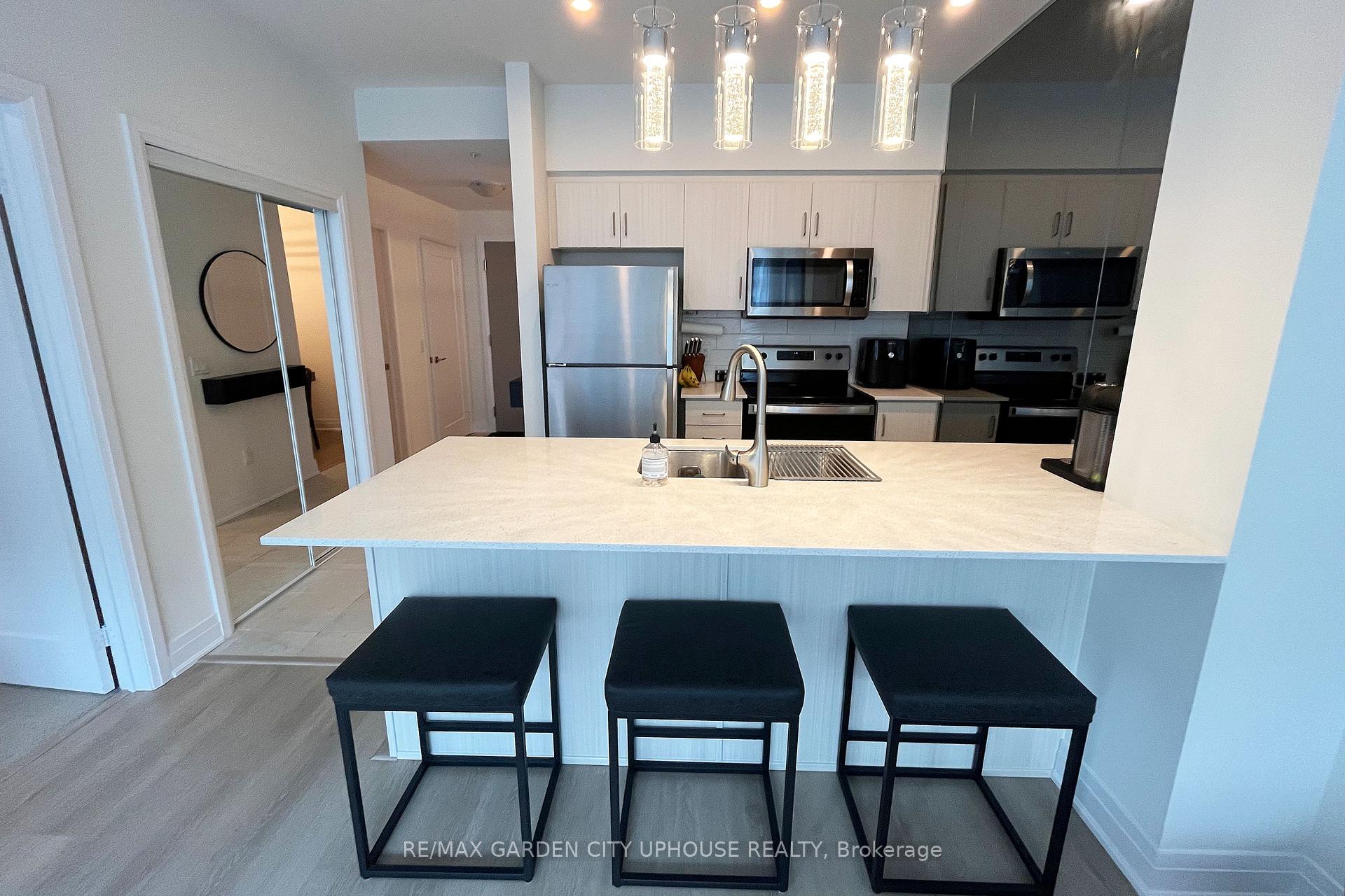 Photo 3 of Unit 336, 16 Concord Place, Grimsby, Grimsby Beach — HOMEH