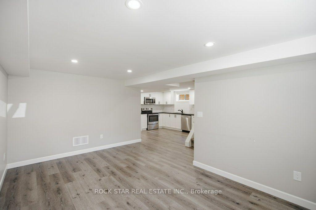 Photo 7 of Unit Lower, 43 Maitland Street, Brantford, East Ward — HOMEH