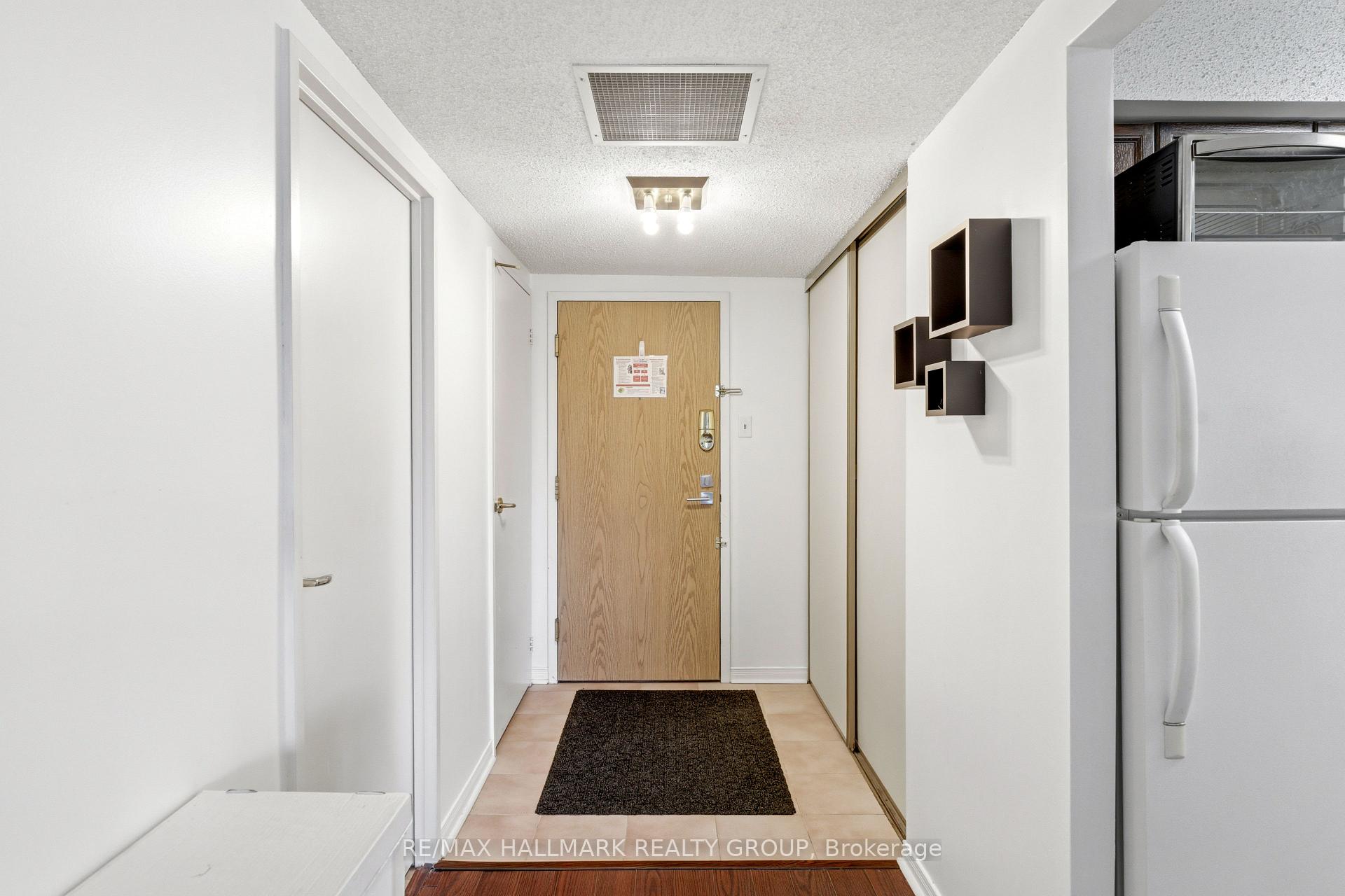 Photo 9 of Unit 202, 1500 Riverside Drive E, Ottawa, Riverview Park — HOMEH
