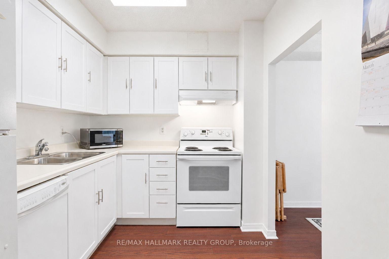 Photo 10 of Unit 202, 1500 Riverside Drive E, Ottawa, Riverview Park — HOMEH