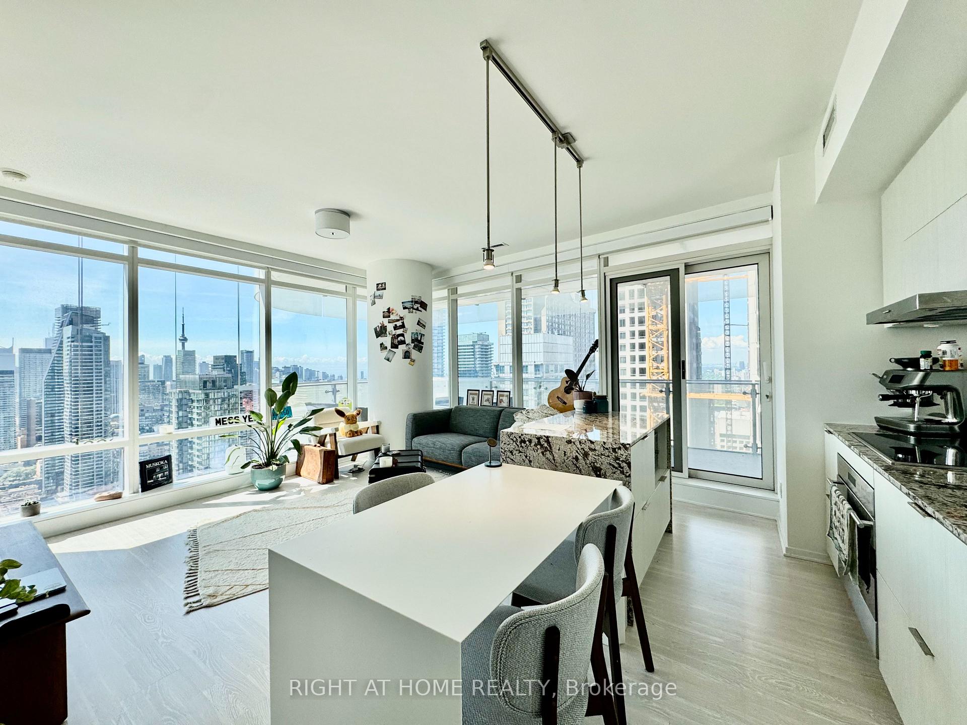 Photo 12 of Unit 3507, 1 Bloor Street E, Toronto, Church-Yonge Corridor — HOMEH