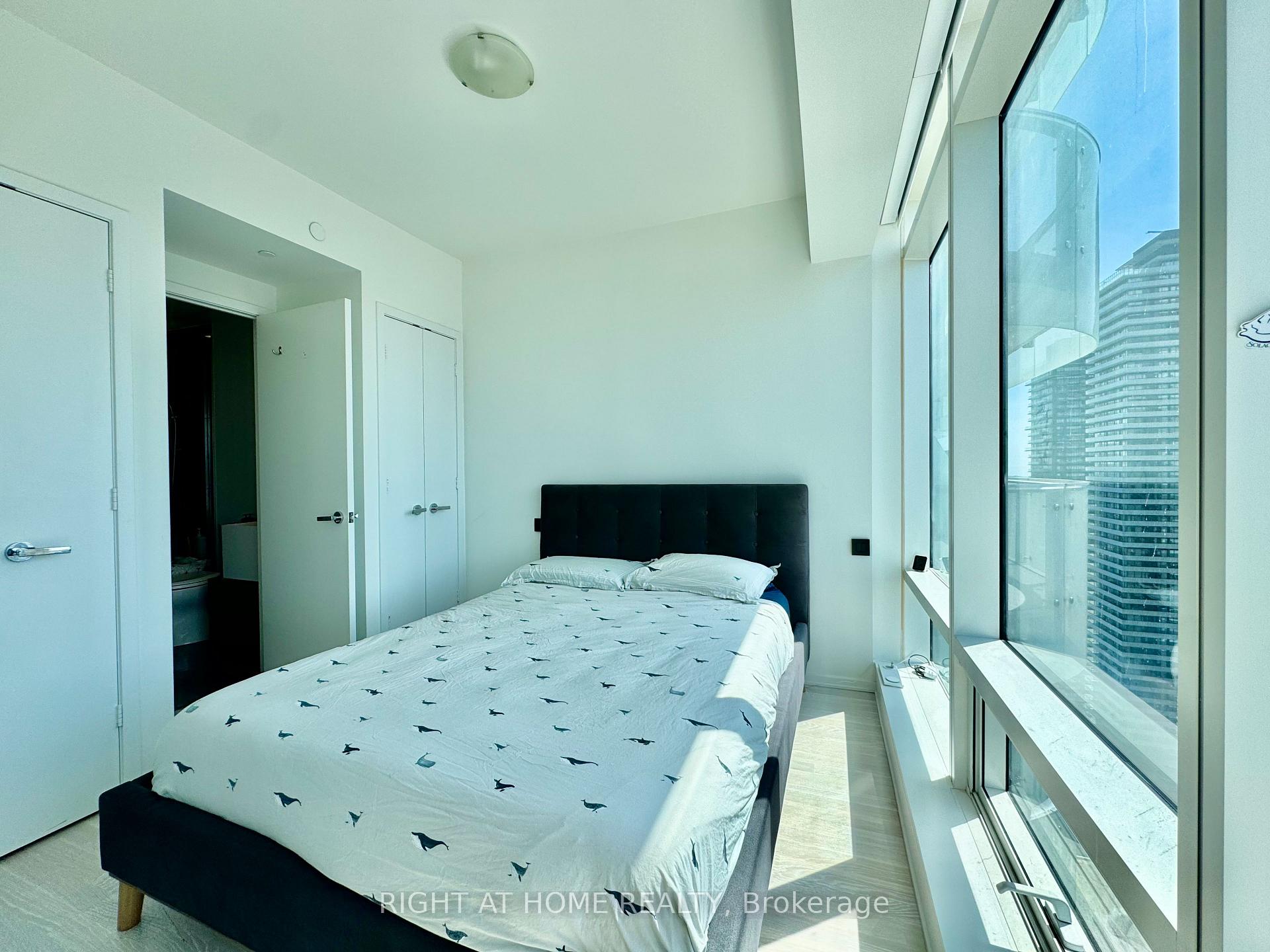 Photo 16 of Unit 3507, 1 Bloor Street E, Toronto, Church-Yonge Corridor — HOMEH