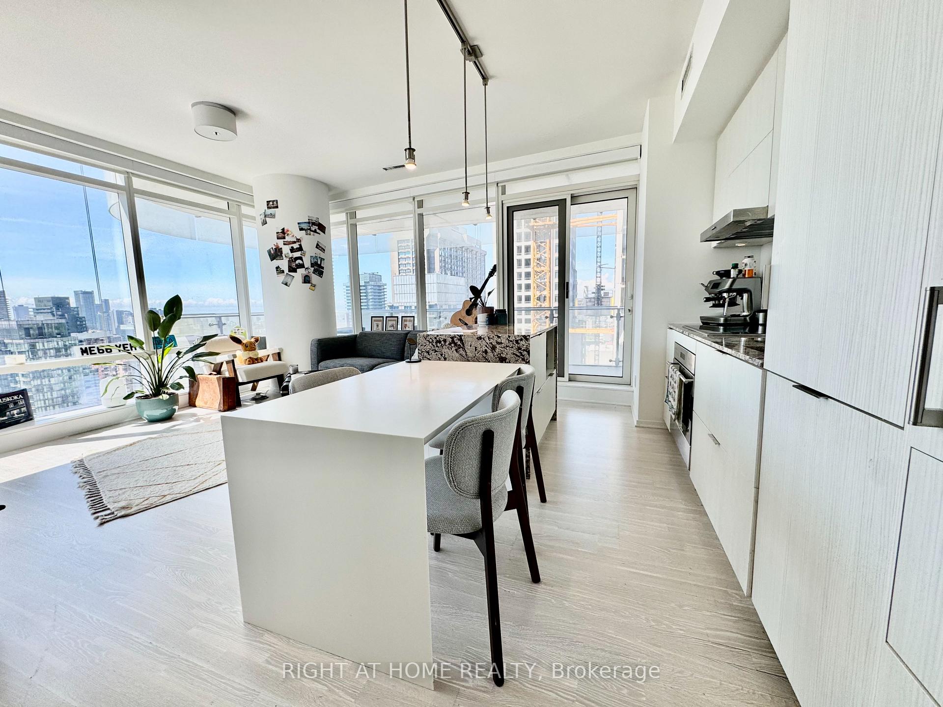 Photo 29 of Unit 3507, 1 Bloor Street E, Toronto, Church-Yonge Corridor — HOMEH
