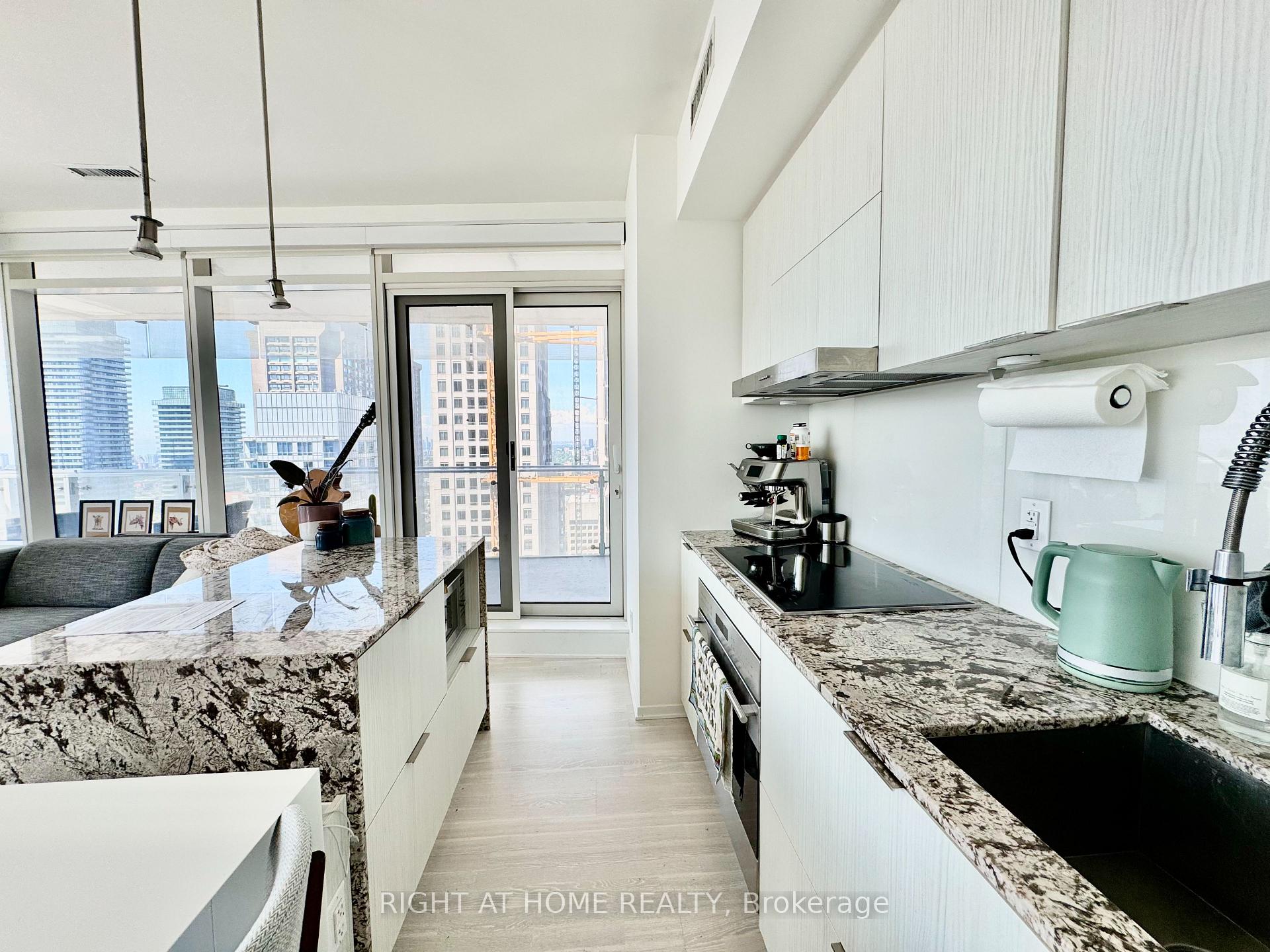 Photo 32 of Unit 3507, 1 Bloor Street E, Toronto, Church-Yonge Corridor — HOMEH