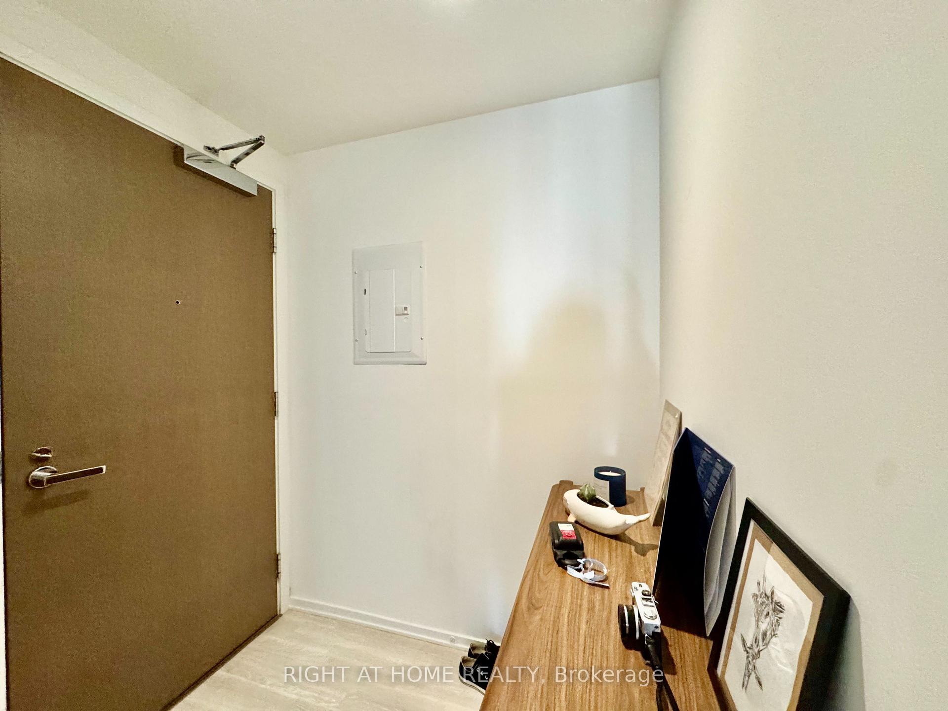 Photo 33 of Unit 3507, 1 Bloor Street E, Toronto, Church-Yonge Corridor — HOMEH