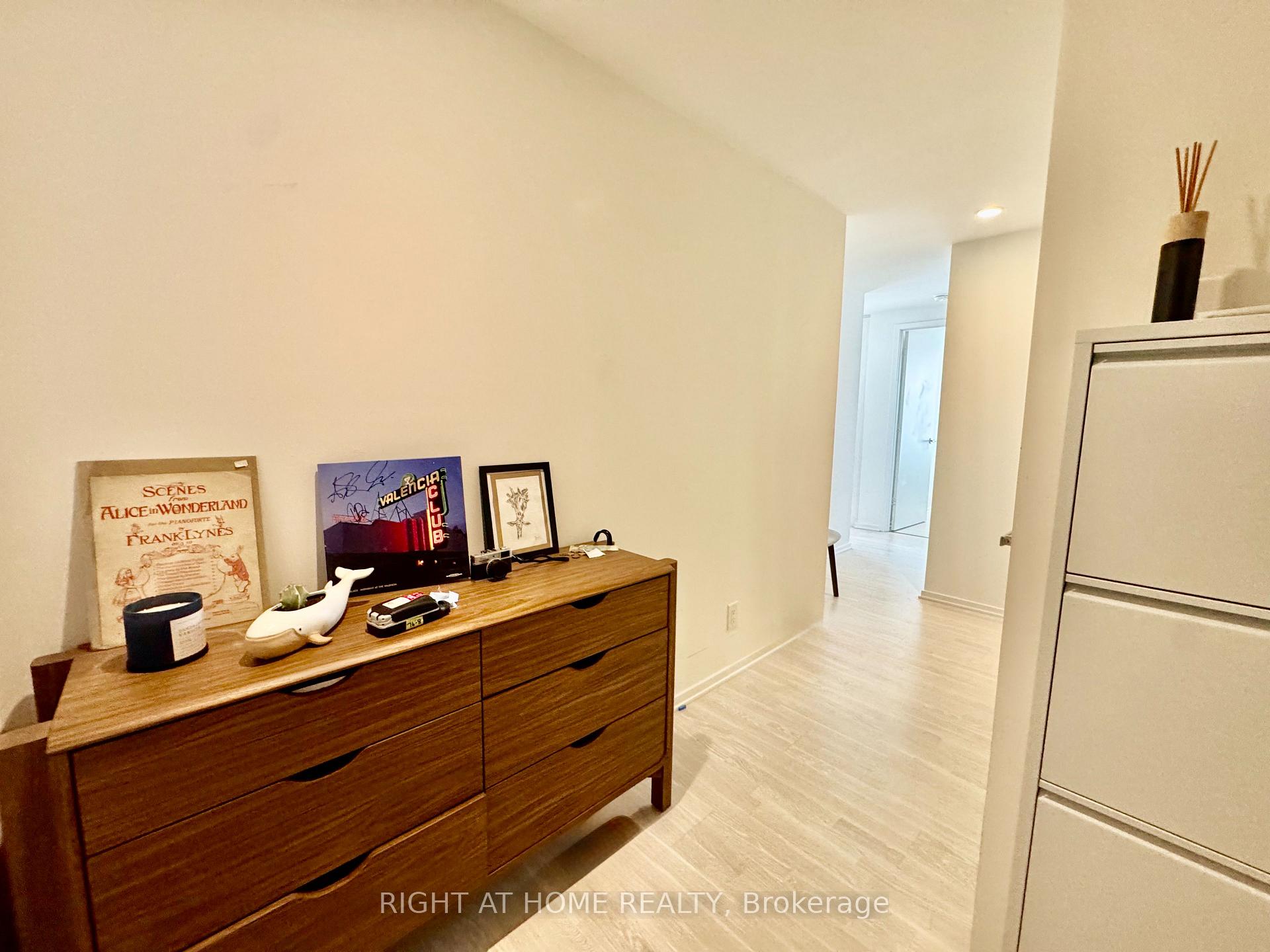 Photo 34 of Unit 3507, 1 Bloor Street E, Toronto, Church-Yonge Corridor — HOMEH