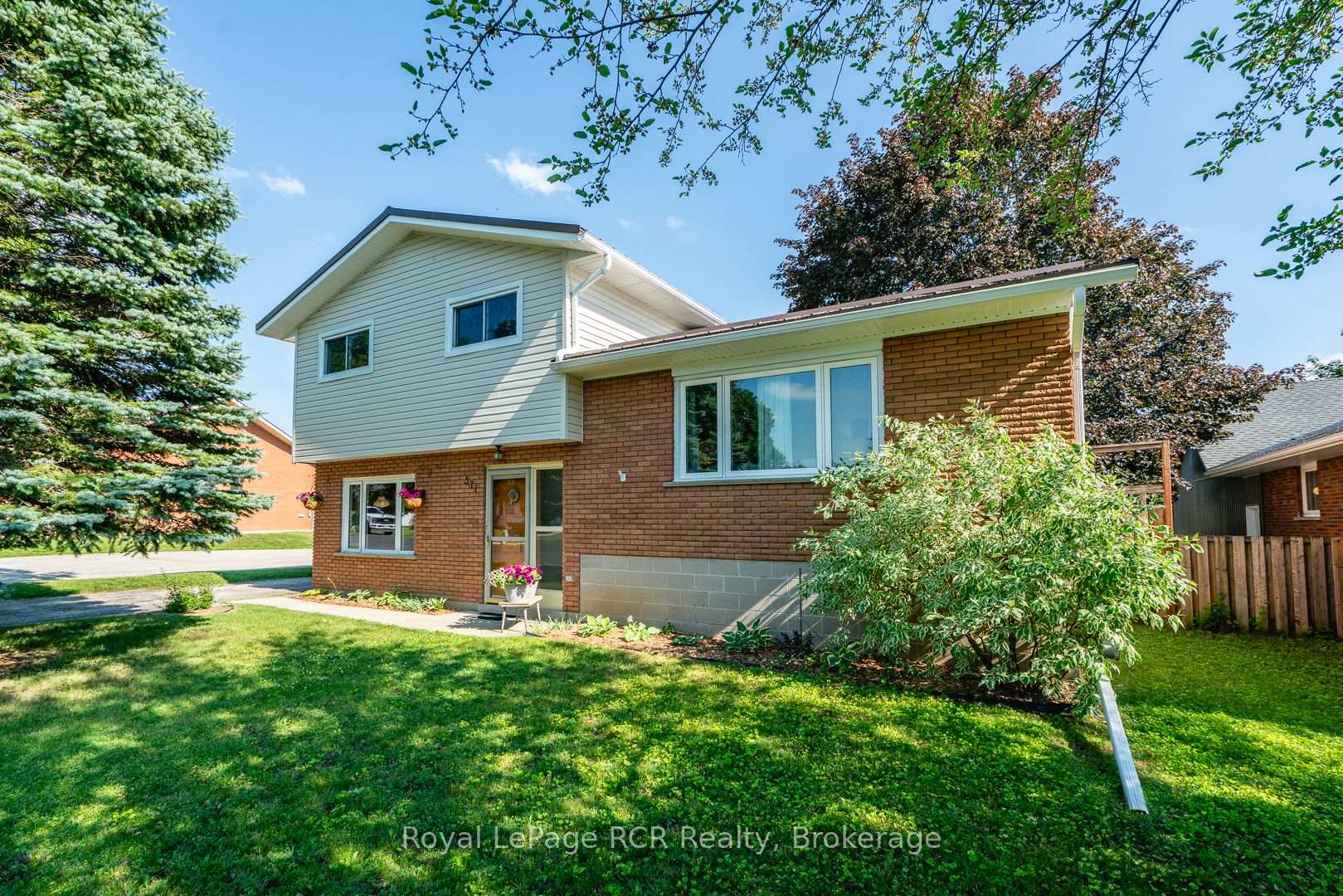 Photo 2 of 571 12th Street, Hanover — HOMEH