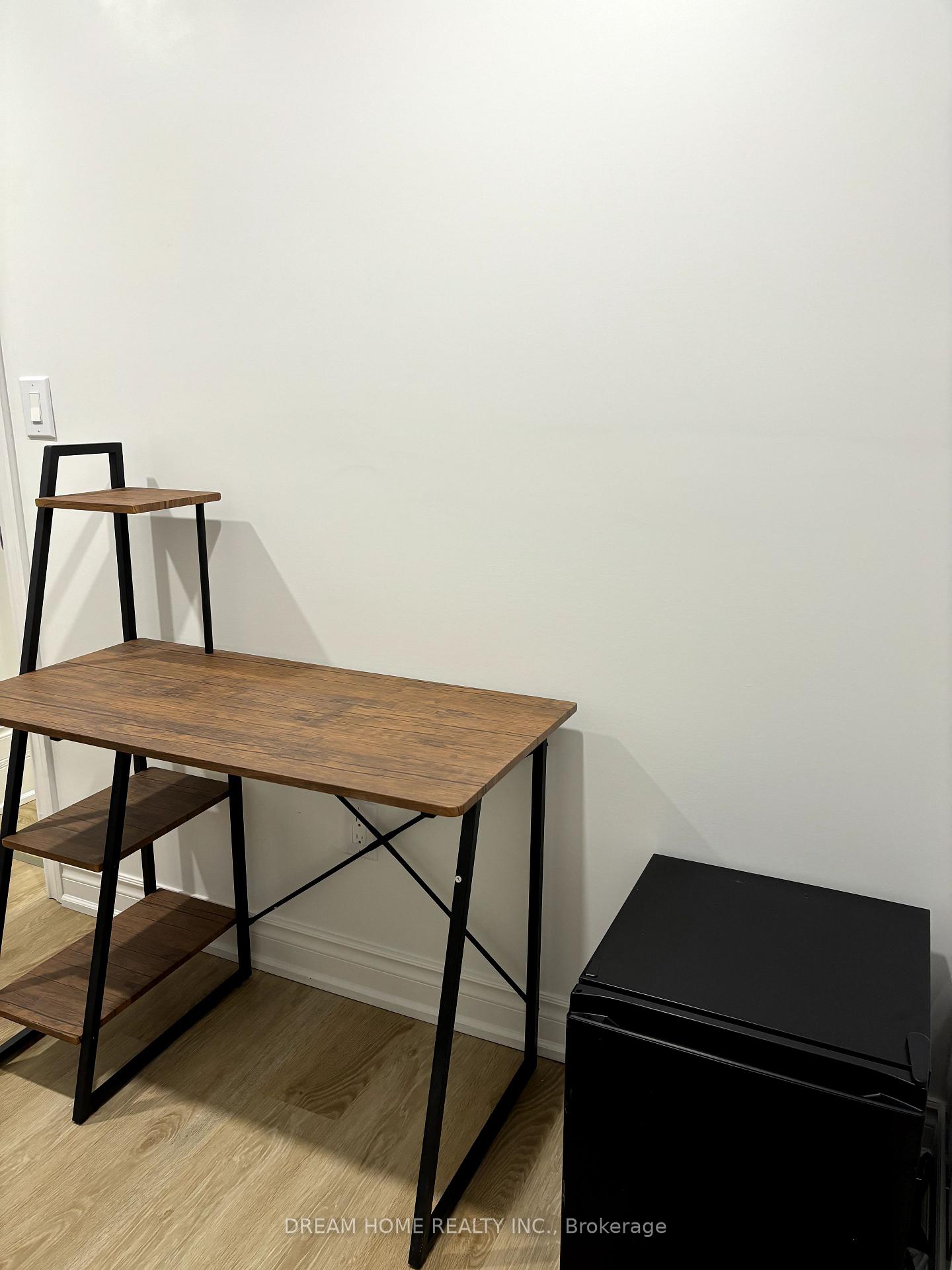 Photo 6 of Unit 302, 337 Mutual Street, Toronto, Church-Yonge Corridor — HOMEH