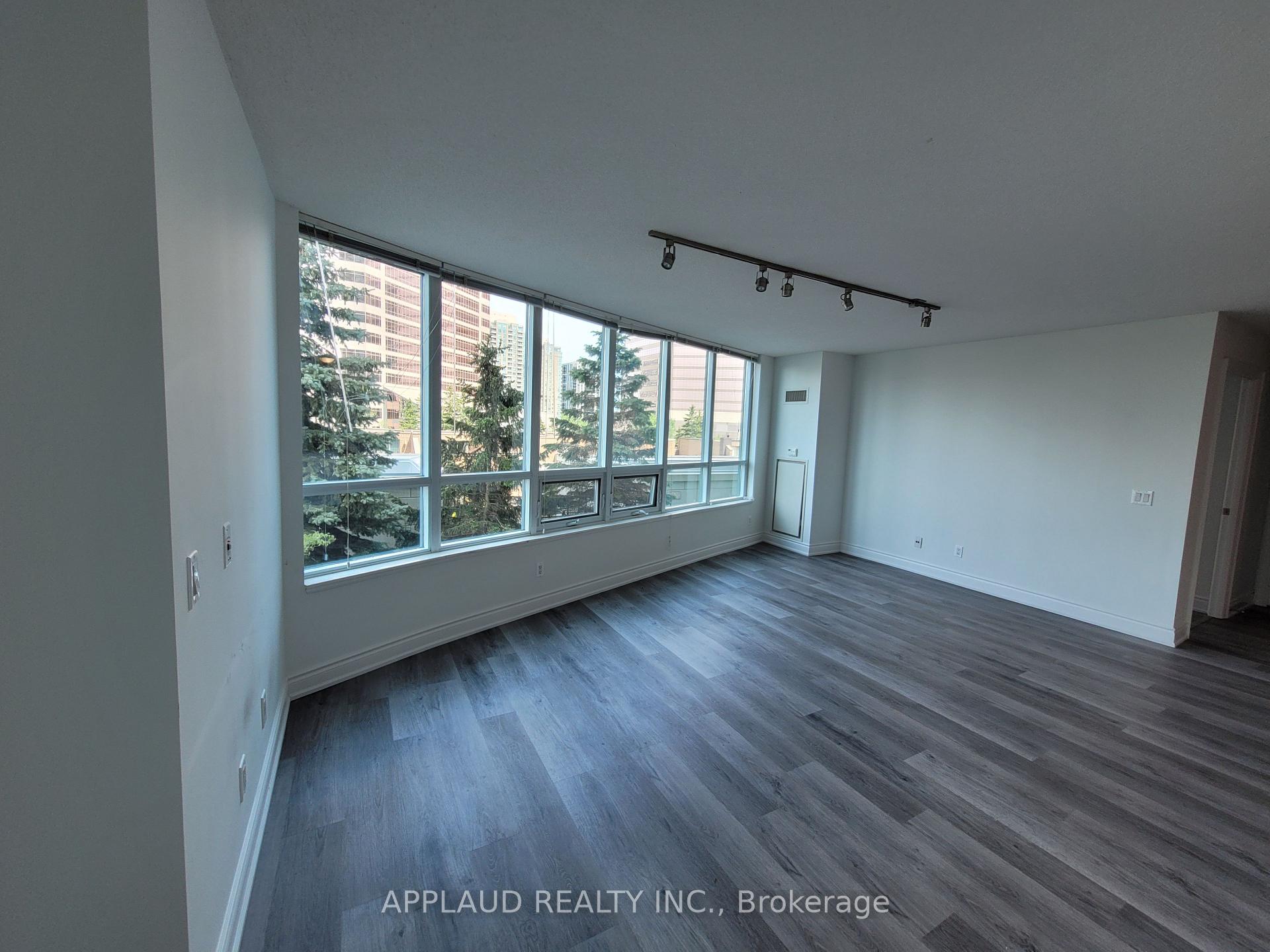 Front of Unit 420, 25 Greenview Avenue